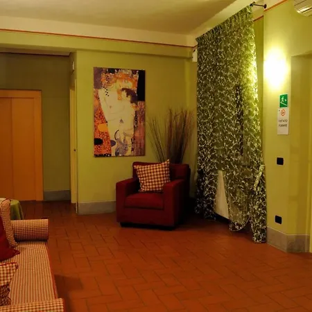 Alla Dimora Lucense Bed and Breakfast Λούκα