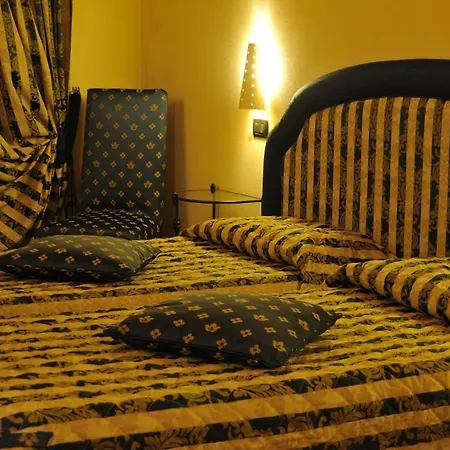Alla Dimora Lucense Bed and Breakfast Λούκα