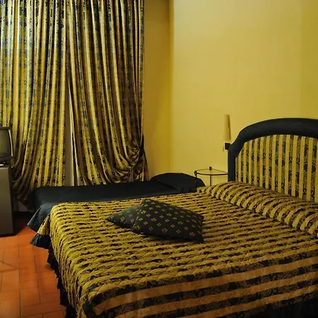 Bed & Breakfast Alla Dimora Lucense *