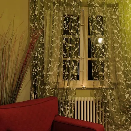 Bed & Breakfast Alla Dimora Lucense *
